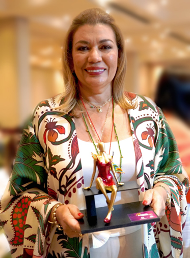 Reconocimiento por parte de la gobernación del valle del cauca con el galardón “mujer vallecaucana” a nuestra gerente la dra. María Fernanda burgos castillo