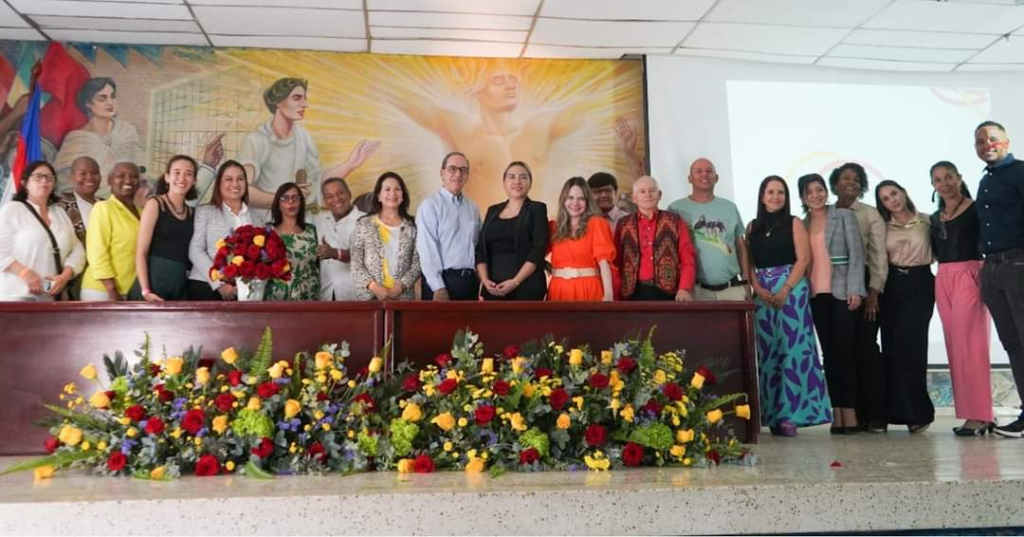 PARTCICIACIÓN DEL HDPUV EN LA PRECUMBRE REGIONAL DE SALUD MENTAL